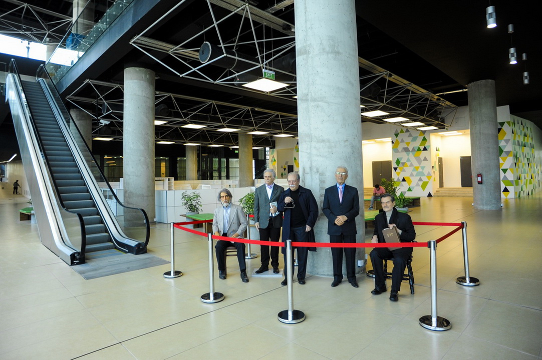 باغ کتاب تهران  - ورود